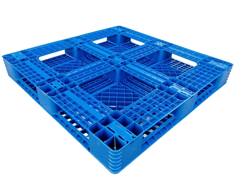 6 runner plastic pallet