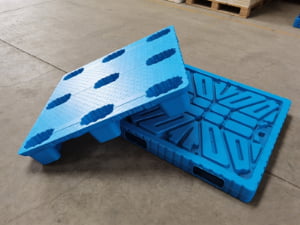 a complete guide to blow molded plastic pallet